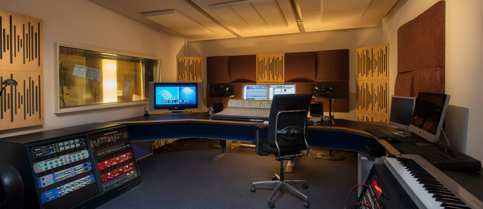 Sound Recording Studio ADR and dubbing Amsterdam The Netherlands | Film &  ENG Broadcast Tv Crews Amsterdam The Netherlands Holland